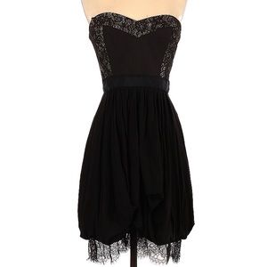BCBGMAXAZRIA size S gold and black lace cocktail dress in excellent condition